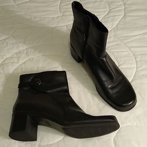 Croft and Barrow Ankle Boots